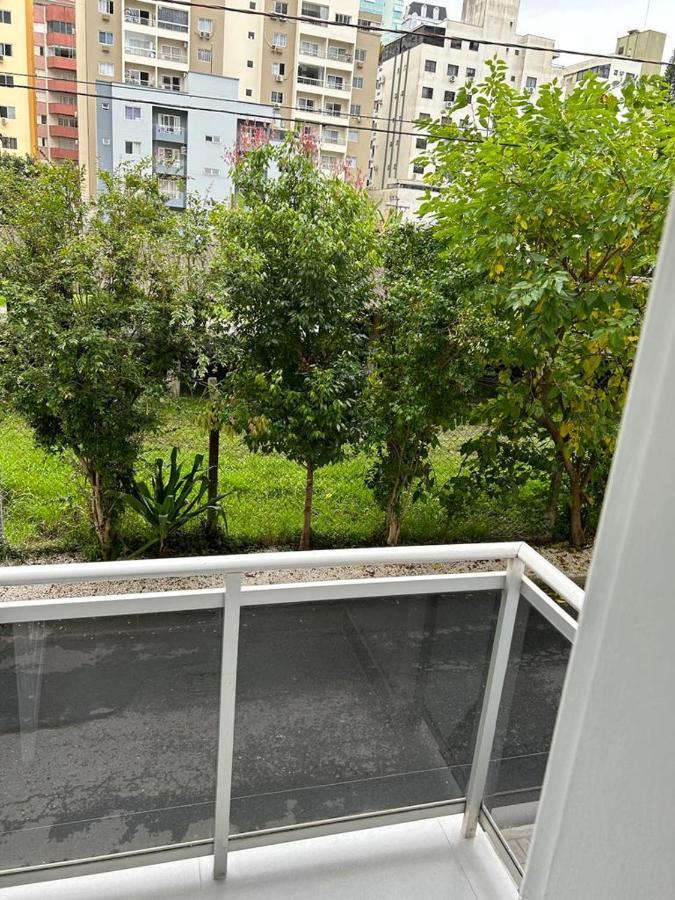 Giardino Charmoso Em Bc * Balneario Camboriu